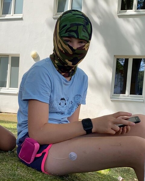 Diabeteskind mit Schnutenpulli