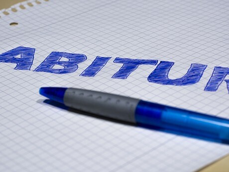 Zettel und Stift